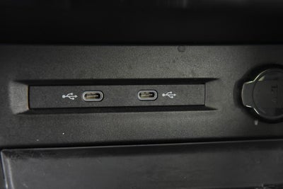 2023 Volkswagen Taos SE FWD