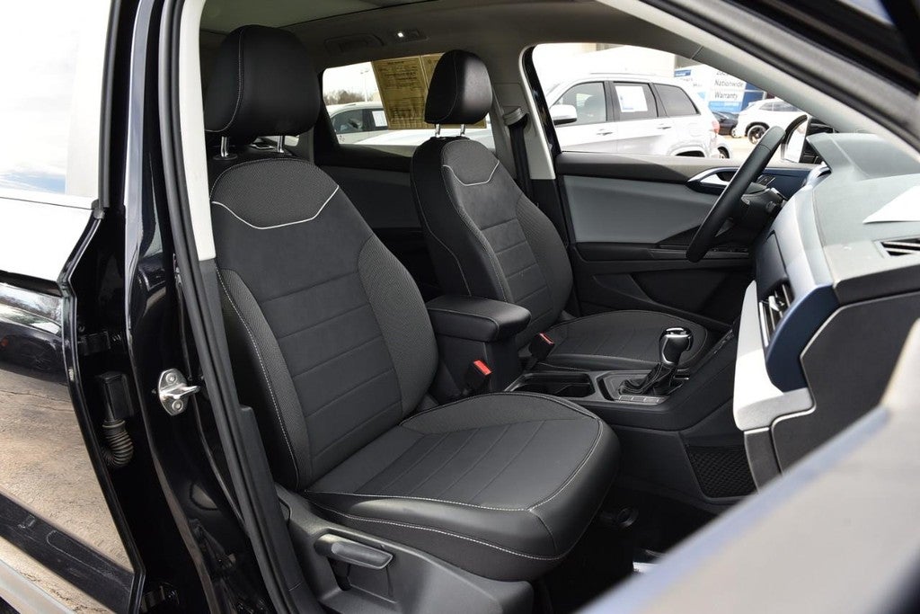 2023 Volkswagen Taos SE FWD