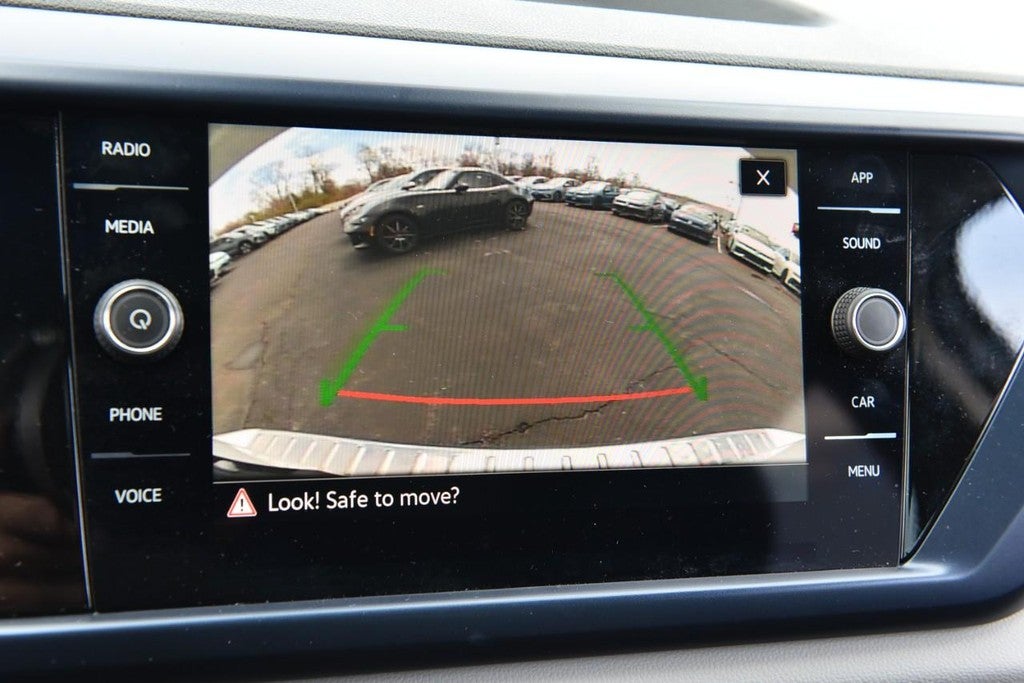 2023 Volkswagen Taos SE FWD