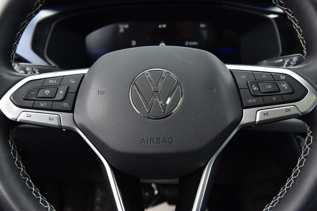 2023 Volkswagen Taos SE FWD