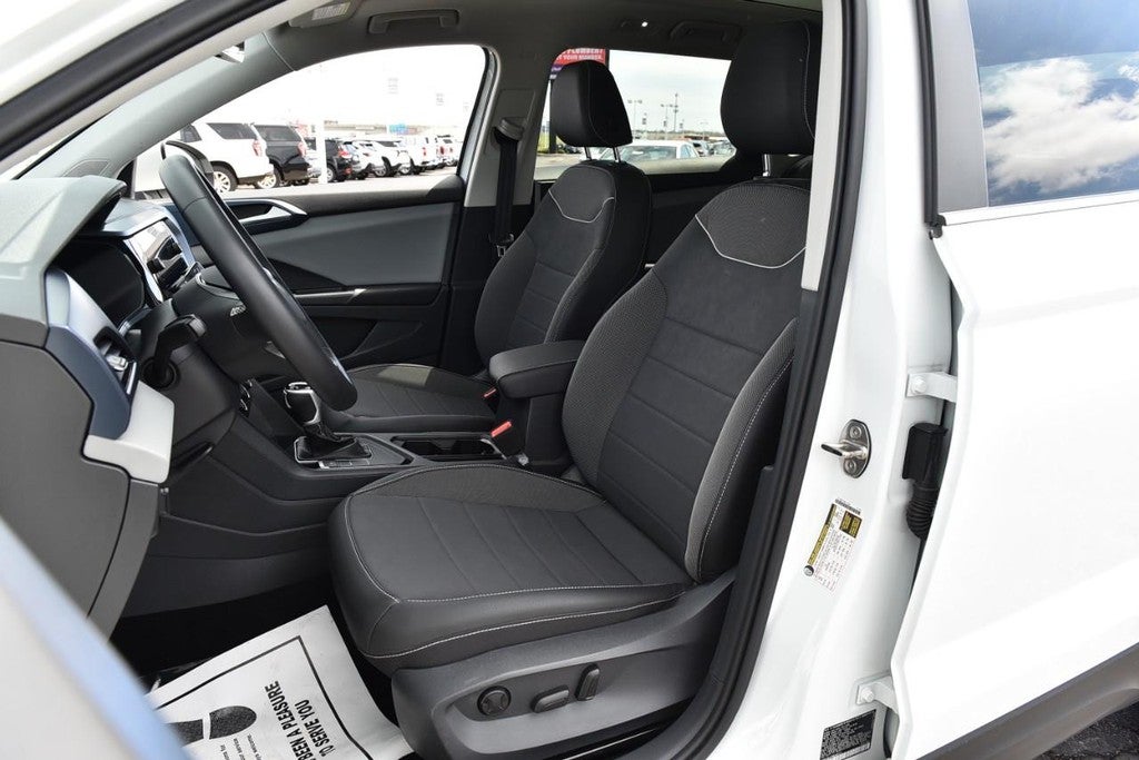 2023 Volkswagen Taos SE FWD