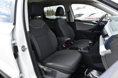 2023 Volkswagen Taos SE FWD