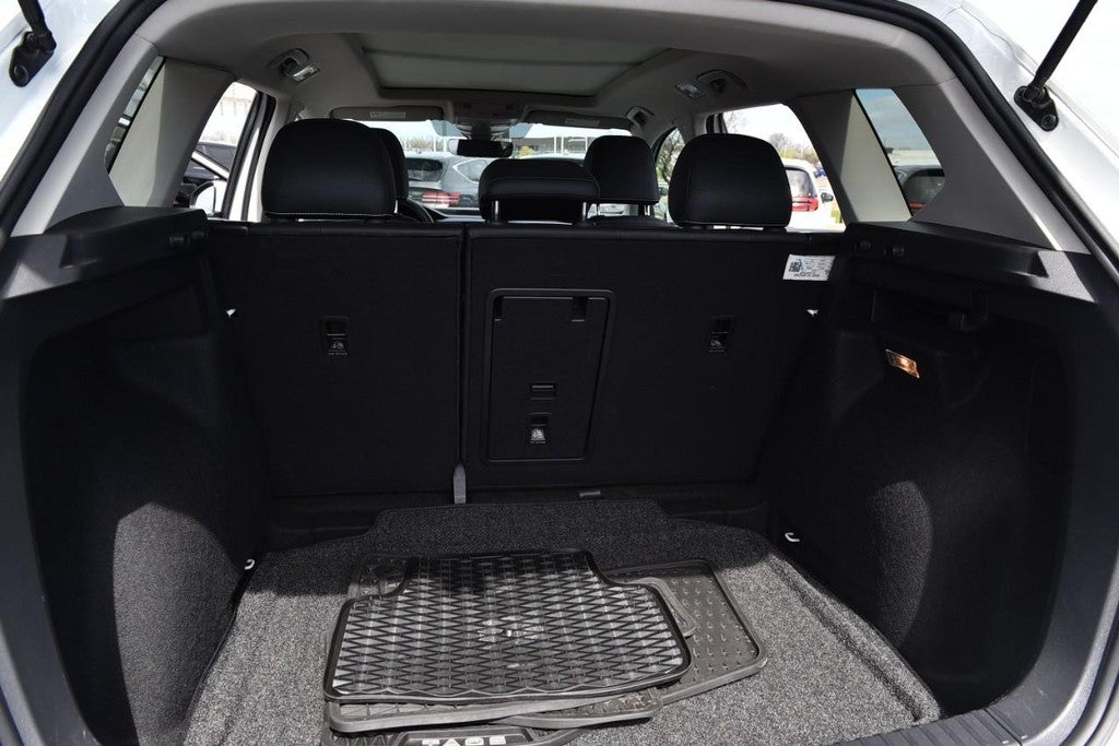 2023 Volkswagen Taos SE FWD