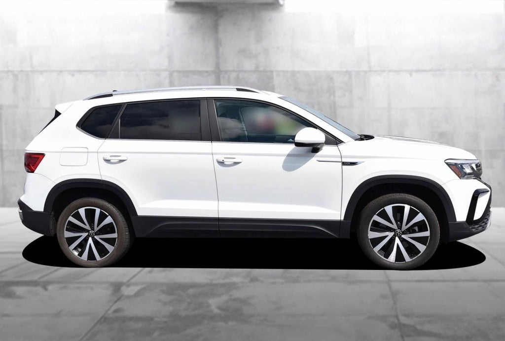 2023 Volkswagen Taos SE FWD