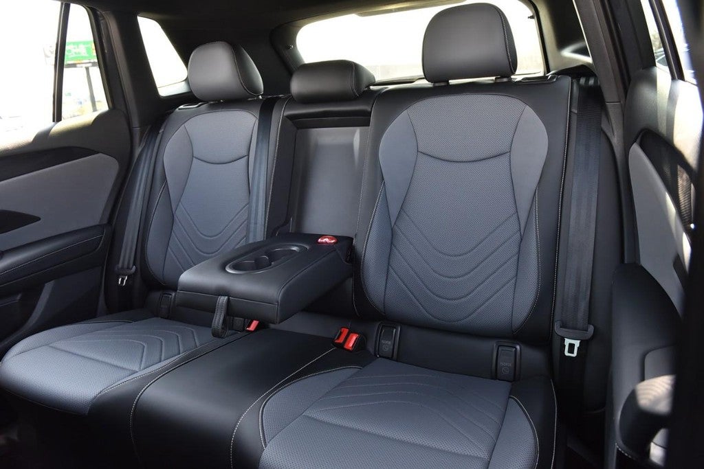 2025 Volkswagen Tiguan 2.0T SE R-Line Black 4MOTION