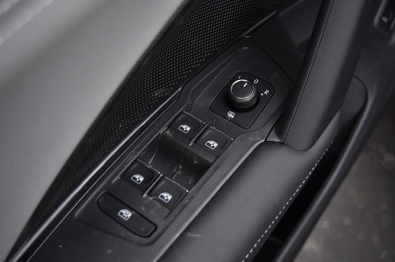 2026 Volkswagen Tiguan 2.0T SE R-Line Black 4MOTION