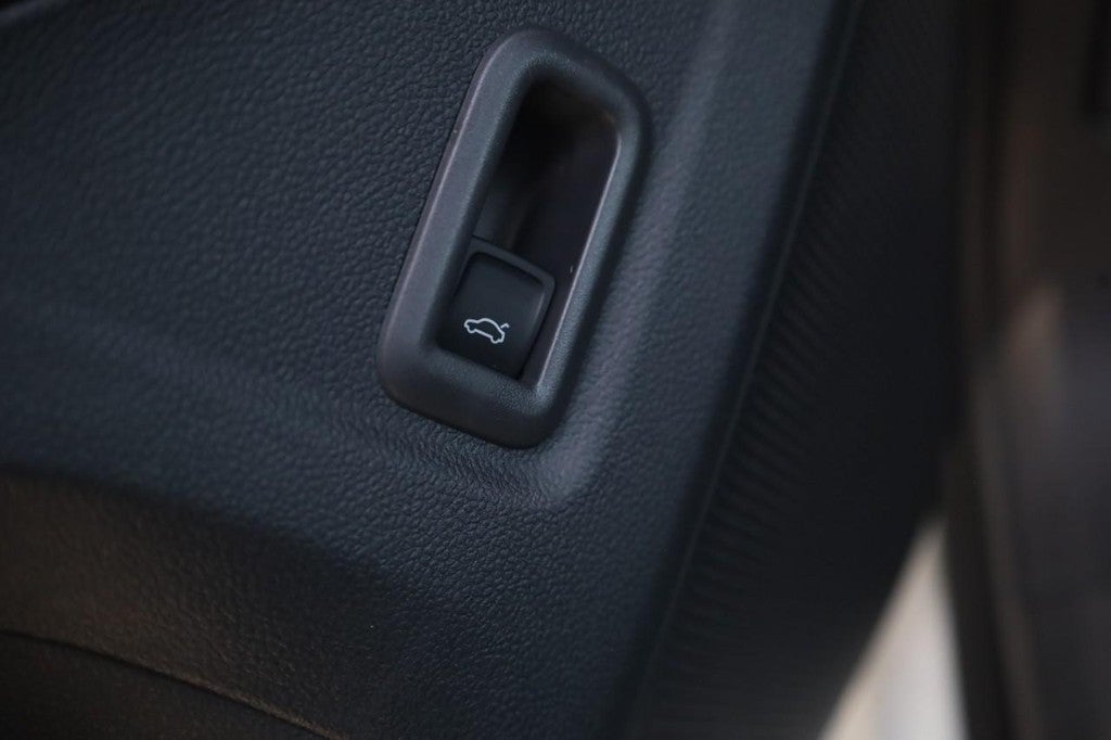 2026 Volkswagen Tiguan 2.0T SE R-Line Black 4MOTION