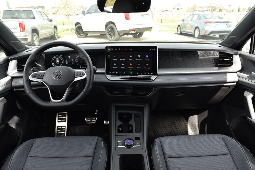 2026 Volkswagen Tiguan 2.0T SE R-Line Black 4MOTION