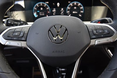 2026 Volkswagen Tiguan 2.0T SE R-Line Black