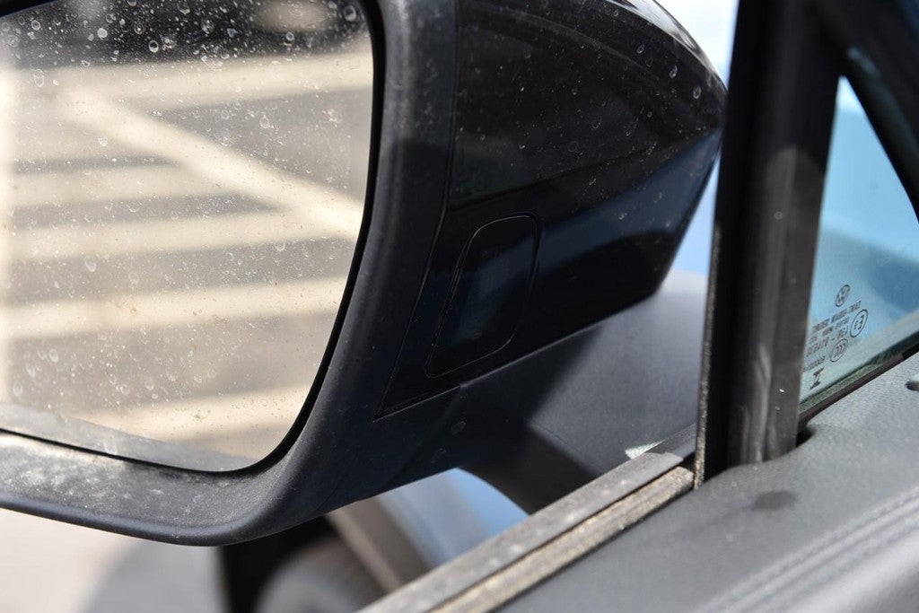 2026 Volkswagen Tiguan 2.0T SE R-Line Black 4MOTION