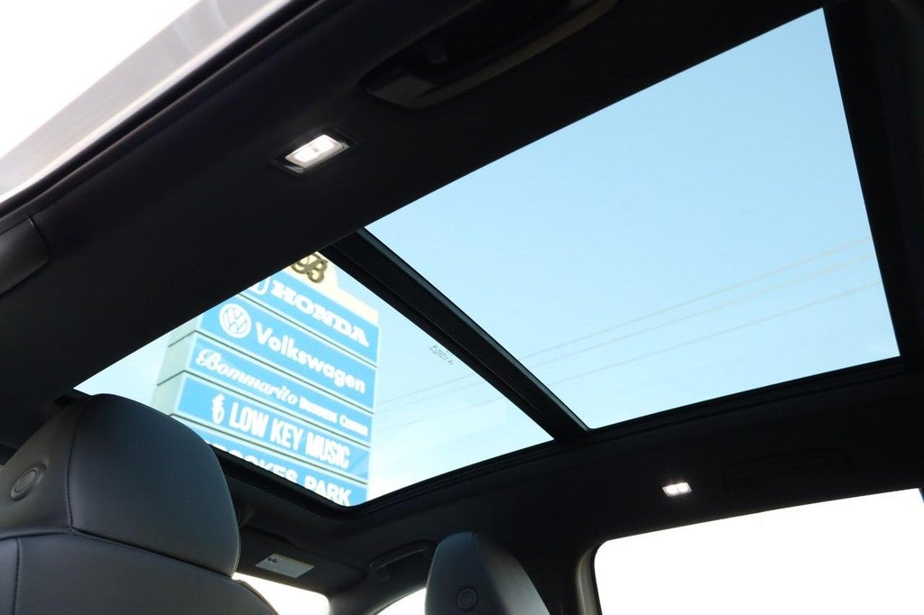 2026 Volkswagen Tiguan 2.0T SE R-Line Black 4MOTION