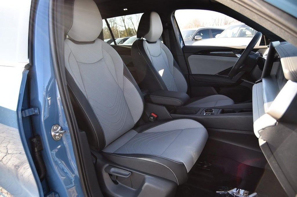 2026 Volkswagen Tiguan 2.0T SE R-Line Black 4MOTION