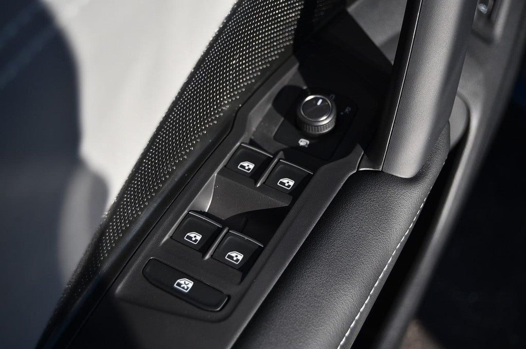 2026 Volkswagen Tiguan 2.0T SE R-Line Black 4MOTION