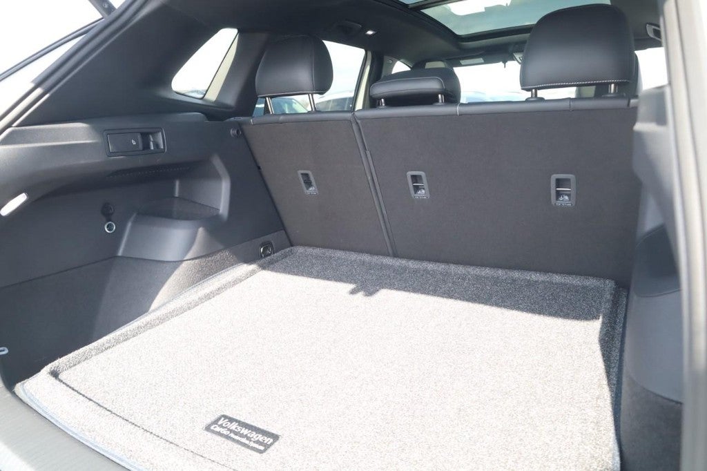 2026 Volkswagen Tiguan 2.0T SE R-Line Black 4MOTION