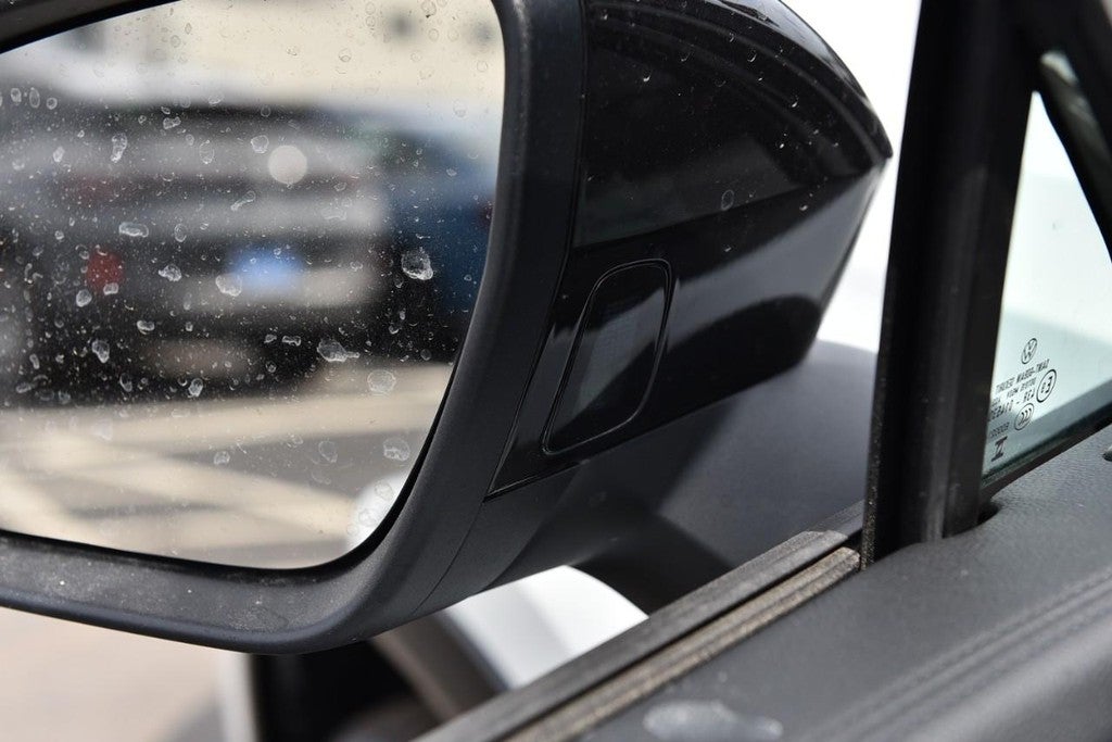 2026 Volkswagen Tiguan 2.0T SE R-Line Black 4MOTION