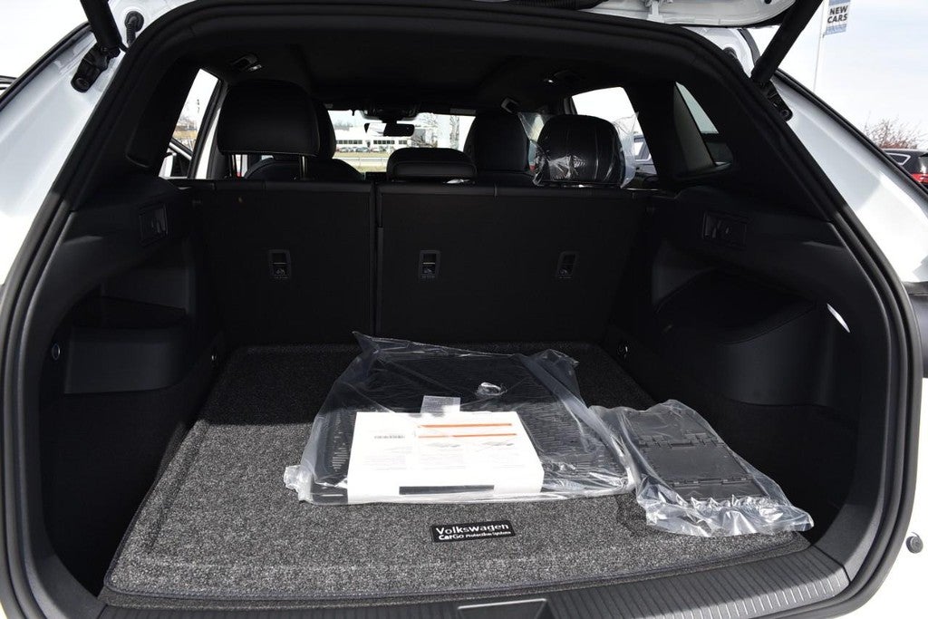 2026 Volkswagen Tiguan 2.0T SE R-Line Black 4MOTION