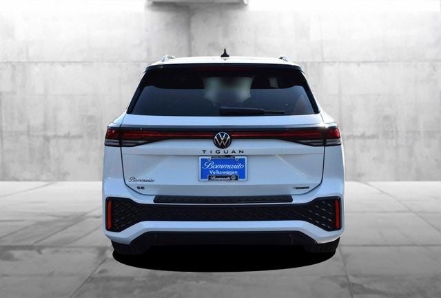 2026 Volkswagen Tiguan 2.0T SE R-Line Black