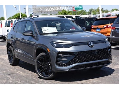 2026 Volkswagen Tiguan 2.0T SE R-Line Black