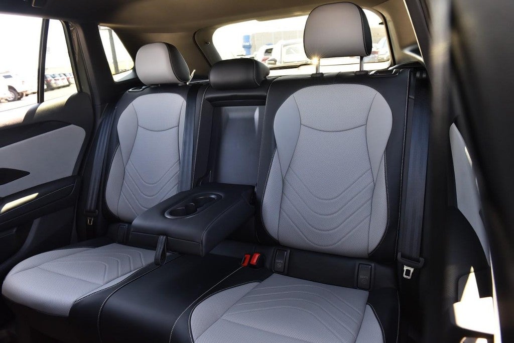 2026 Volkswagen Tiguan 2.0T SE R-Line Black 4MOTION