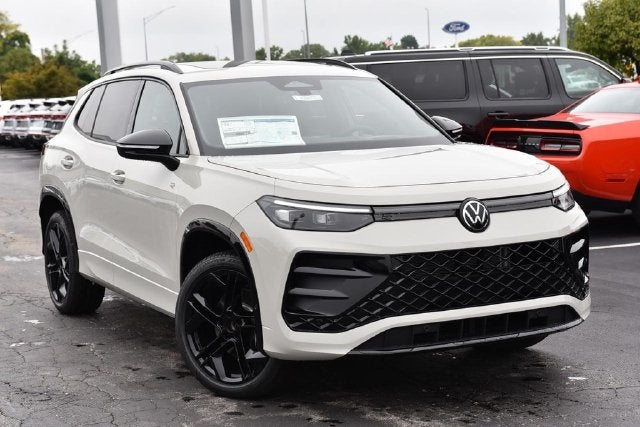 2026 Volkswagen Tiguan SE R-Line AWD
