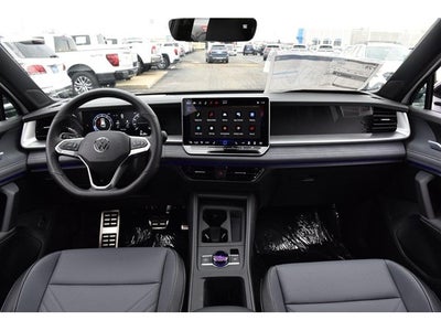 2026 Volkswagen Tiguan 2.0T SE R-Line Black