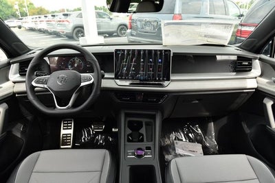 2026 Volkswagen Tiguan 2.0T SE R-Line Black