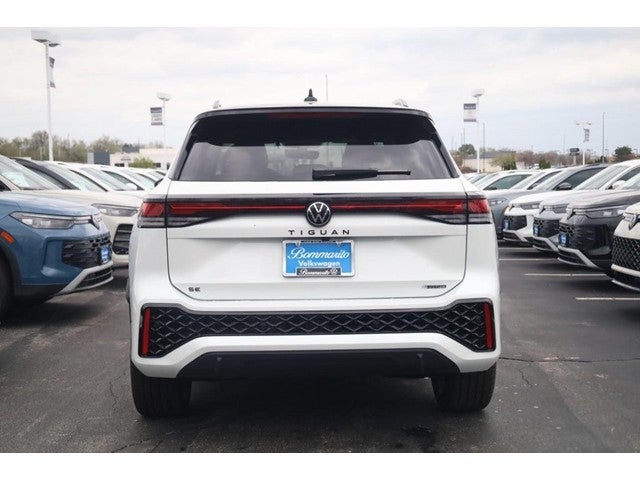 2026 Volkswagen Tiguan 2.0T SE R-Line Black