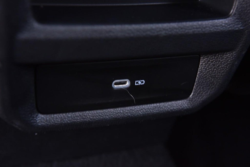 2022 Volkswagen Taos SE FWD