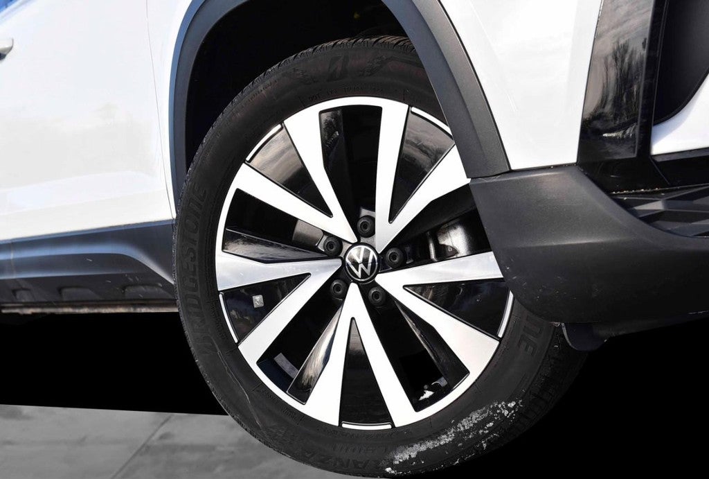 2022 Volkswagen Taos SE FWD