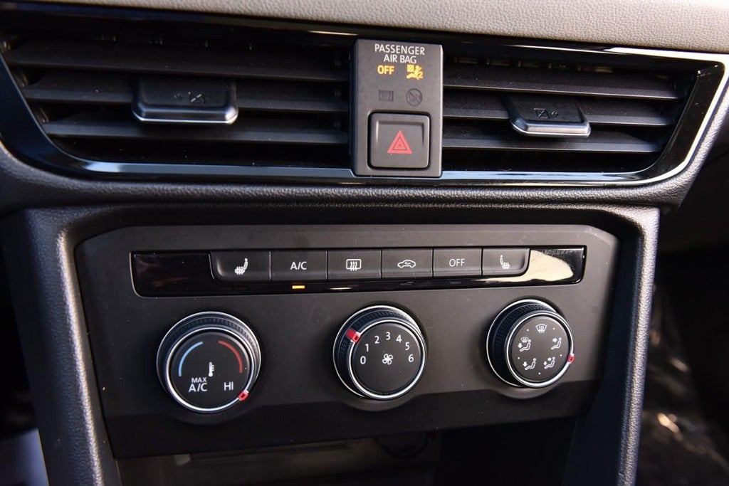 2022 Volkswagen Taos SE 4MOTION