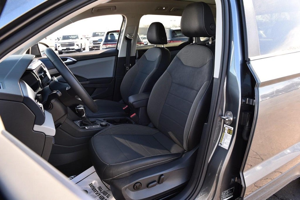 2022 Volkswagen Taos SE 4MOTION