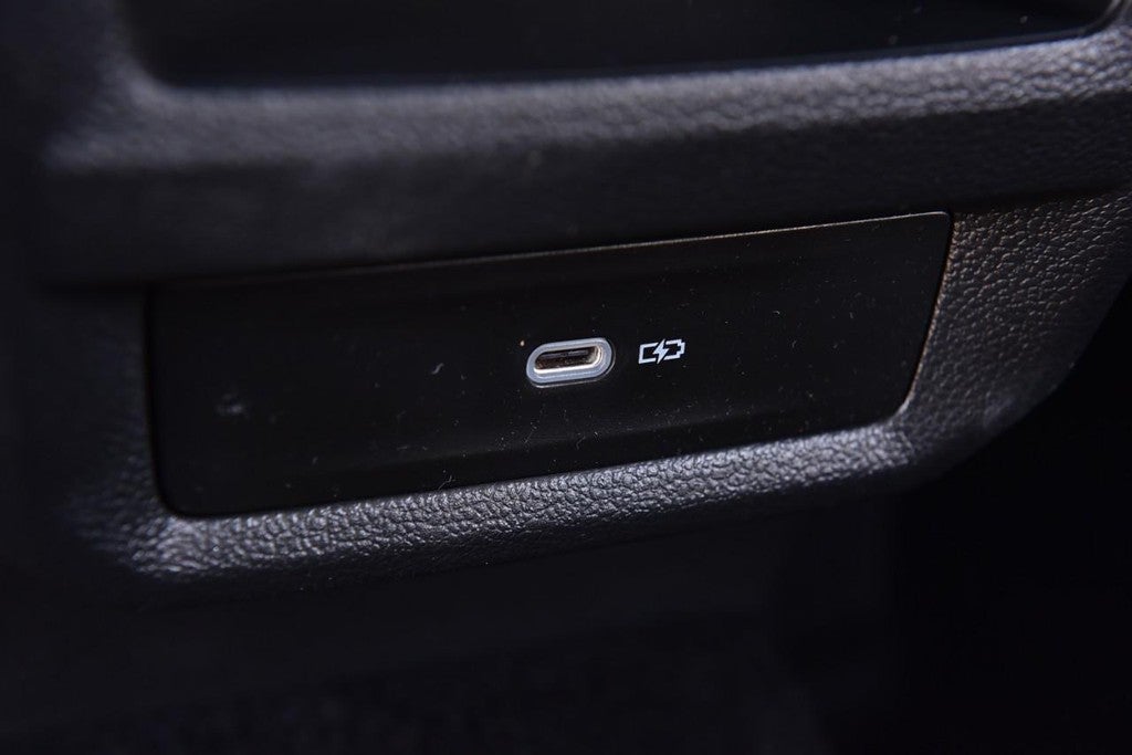 2022 Volkswagen Taos SE 4MOTION