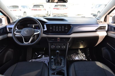 2022 Volkswagen Taos SE 4MOTION