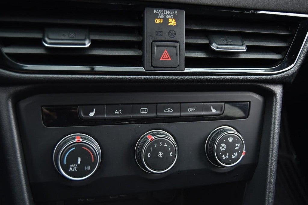 2022 Volkswagen Taos SE FWD