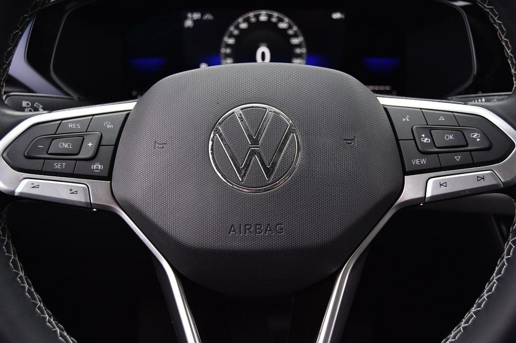 2022 Volkswagen Taos SE FWD