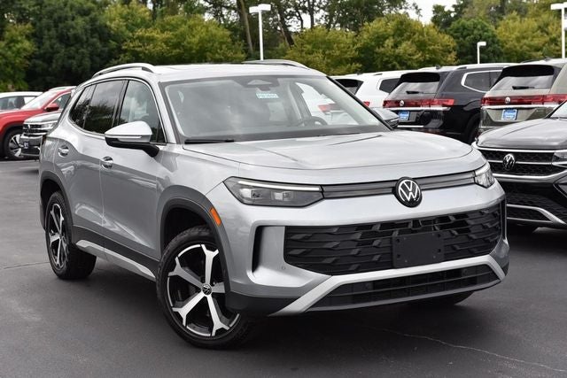 2025 Volkswagen Tiguan 2.0T SE