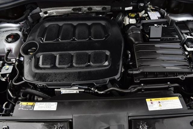 2025 Volkswagen Tiguan 2.0T SE