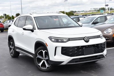 2025 Volkswagen Tiguan 2.0T SE