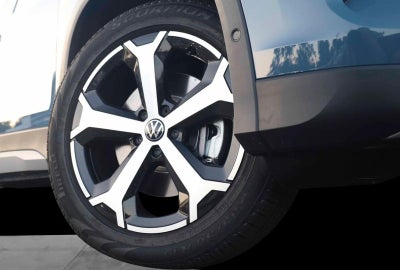 2025 Volkswagen Tiguan 2.0T SE 4MOTION