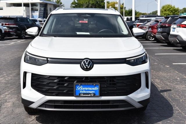 2025 Volkswagen Tiguan 2.0T SE