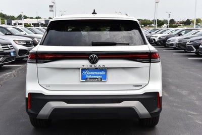 2025 Volkswagen Tiguan 2.0T SE
