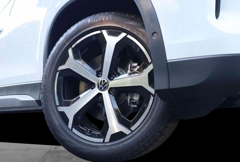 2025 Volkswagen Tiguan 2.0T SE 4MOTION