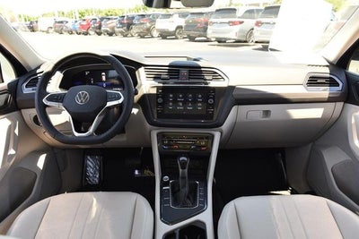 2023 Volkswagen Tiguan 2.0T SE