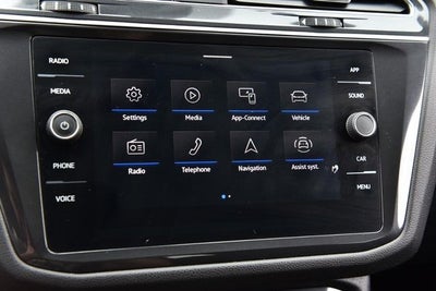 2023 Volkswagen Tiguan 2.0T SE