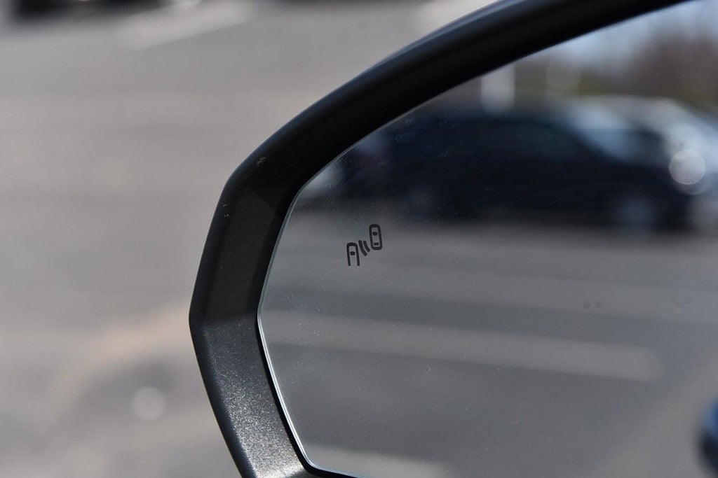 2023 Volkswagen Taos SE 4MOTION