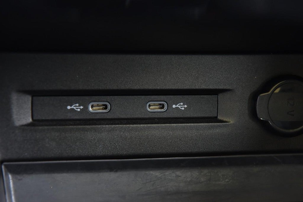 2023 Volkswagen Taos SE 4MOTION