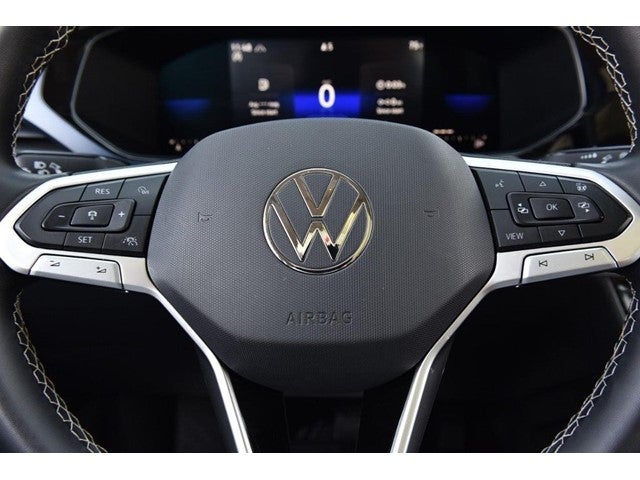 2023 Volkswagen Taos SE 4MOTION