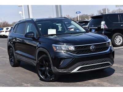 2023 Volkswagen Taos SE 4MOTION