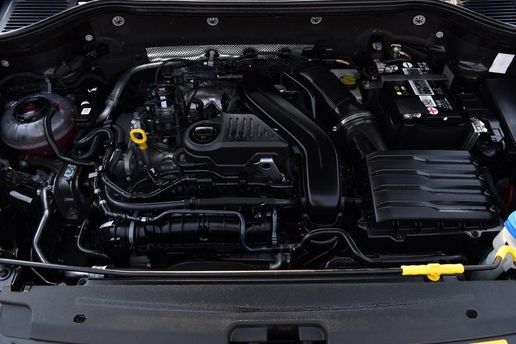 2023 Volkswagen Taos SE 4MOTION