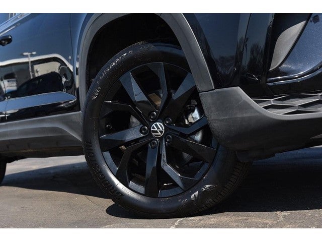 2023 Volkswagen Taos SE 4MOTION